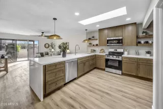 Photo #6: 6996595 Listing 