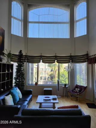 Photo #1: 6996596 Listing 