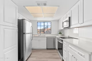 Photo #6: 6996612 Listing 