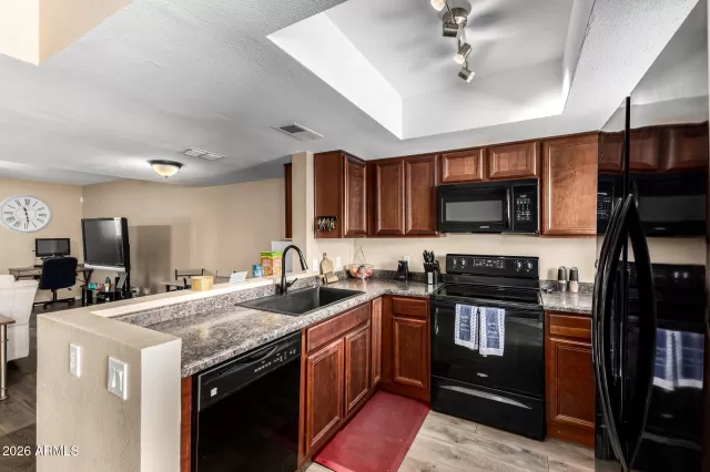 MLS: 6996720 Condo For Sale