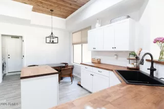 Photo #3: 6996748 Listing 