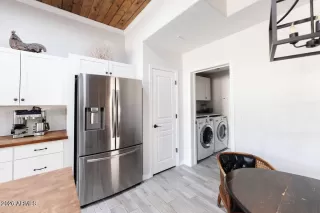 Photo #6: 6996748 Listing 