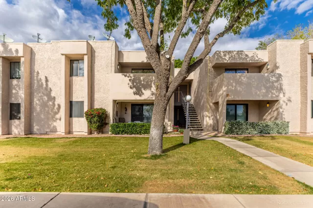 MLS: 6996924 Condo For Sale