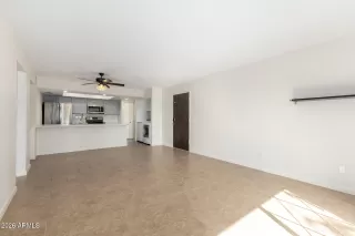 Photo #5: 6996924 Listing 