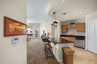 Photo #2: 6996926 Listing 