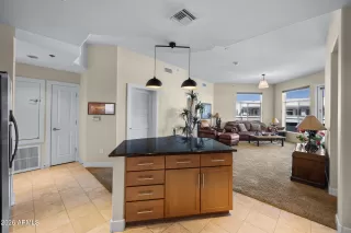 Photo #5: 6996926 Listing 