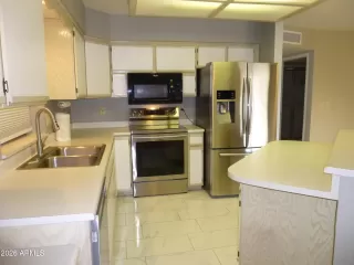 Photo #6: 6996966 Listing 