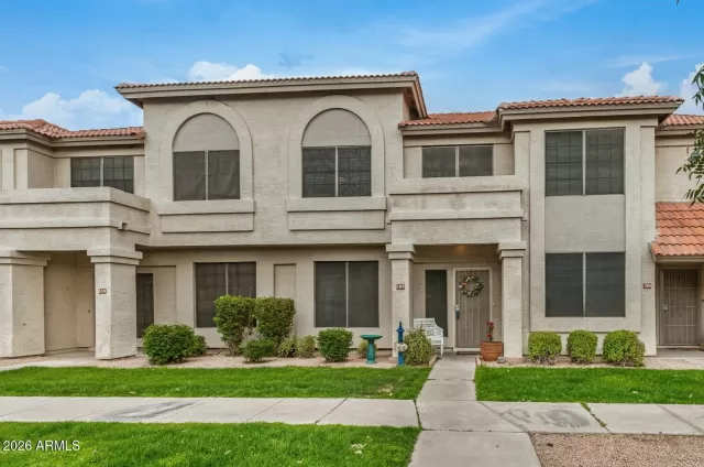 MLS: 6997110 Condo For Sale