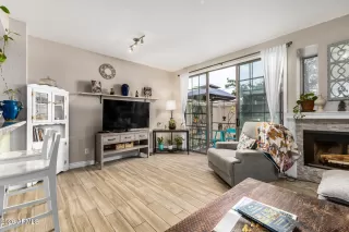 Photo #5: 6997110 Listing 