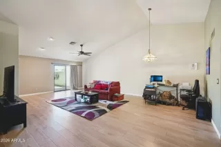 Photo #2: 6997169 Listing 