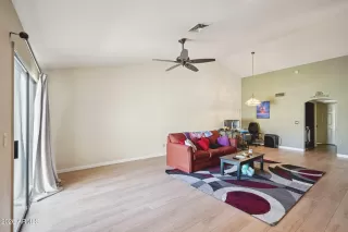 Photo #3: 6997169 Listing 