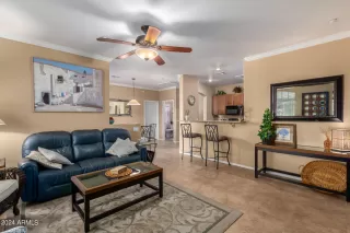 Photo #5: 6997189 Listing 