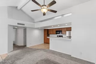 Photo #2: 6997210 Listing