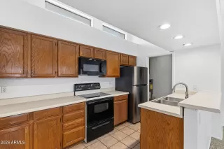 Photo #6: 6997210 Listing