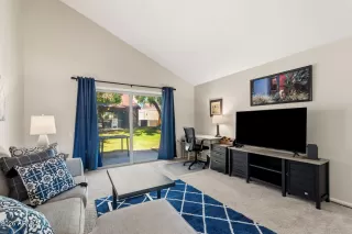 Photo #5: 6997256 Listing 