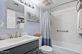 Photo #4: 6997641 Listing 