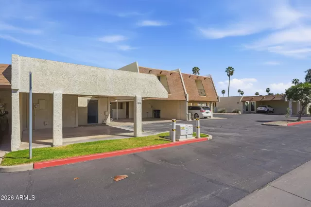 MLS: 6998145 Condo For Sale