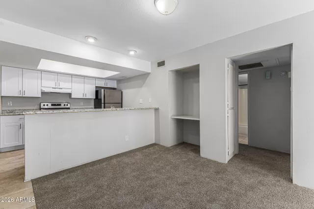 MLS: 6998253 Condo For Sale