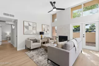 Photo #4: 6998289 Listing