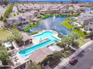 Primary Photo for MLS#: 6998478