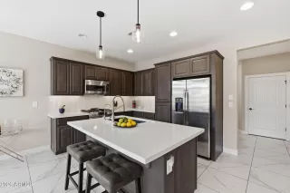 Photo #3: 6998736 Listing 