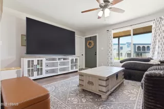 Photo #4: 6998803 Listing 