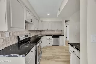 Photo #5: 6998883 Listing 