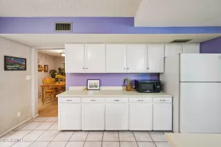 Photo #6: 6998958 Listing 