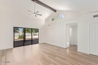 Photo #2: 6999058 Listing 