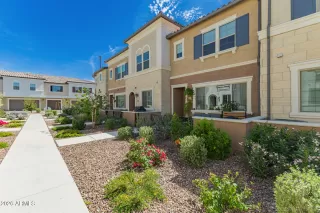 Photo #2: 6999071 Listing 