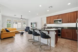 Photo #3: 6999441 Listing 