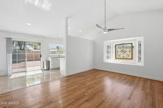 Photo #4: 6999542 Listing 