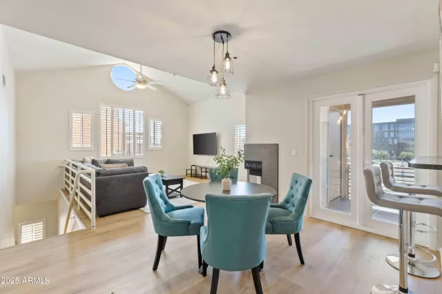 MLS: 6999705 Condo For Sale