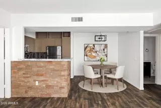 Photo #4: 6999740 Listing 