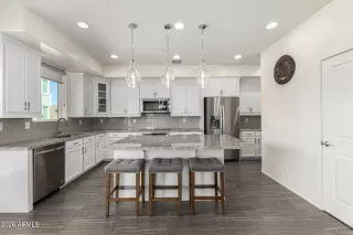 More Details about MLS # 6999912 : 1250 N ABBEY LANE 209#209