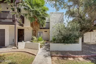 More Details about MLS # 7000073 : 2122 E MARGARITA DRIVE