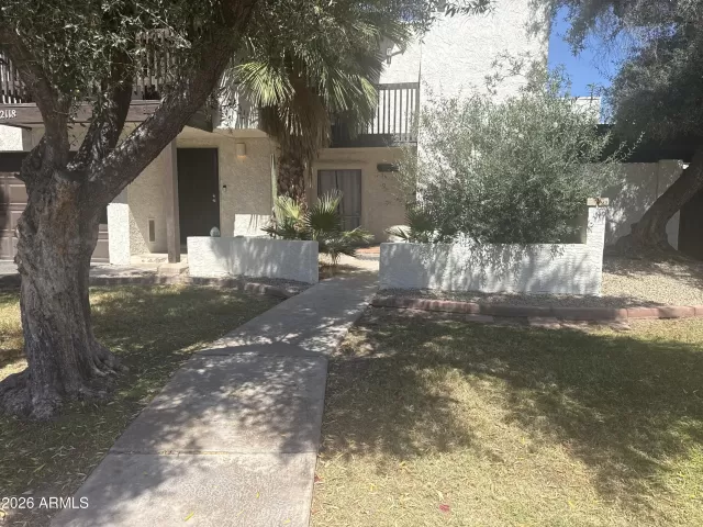 MLS: 7000073 Condo For Sale