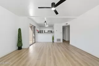 Photo #4: 7000335 Listing 