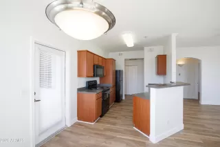 Photo #6: 7000533 Listing 