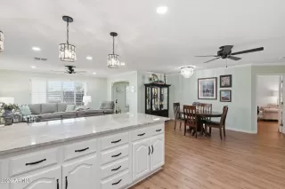 Photo #4: 7000750 Listing