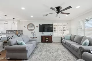 Photo #6: 7000750 Listing
