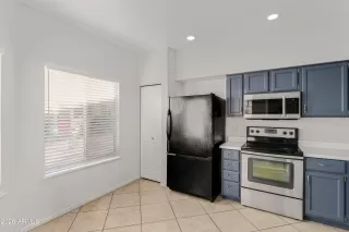 Photo #4: 7001012 Listing 