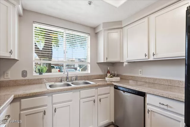 MLS: 7001169 Condo For Sale