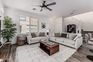 Photo #2: 7001229 Listing 