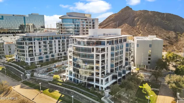 MLS: 7001309 Condo For Sale