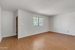 Photo #6: 7001321 Listing