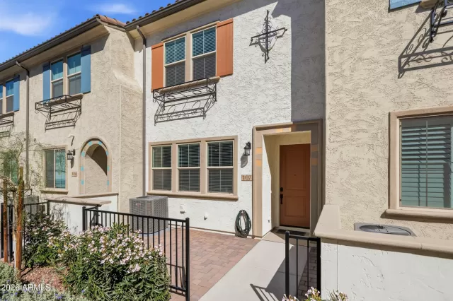 MLS: 7002021 Condo For Sale