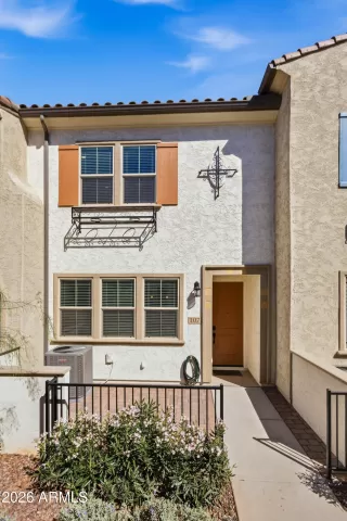 Photo #1: 7002021 Listing 