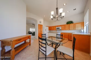 Photo #3: 7002069 Listing