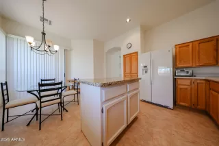 Photo #5: 7002069 Listing